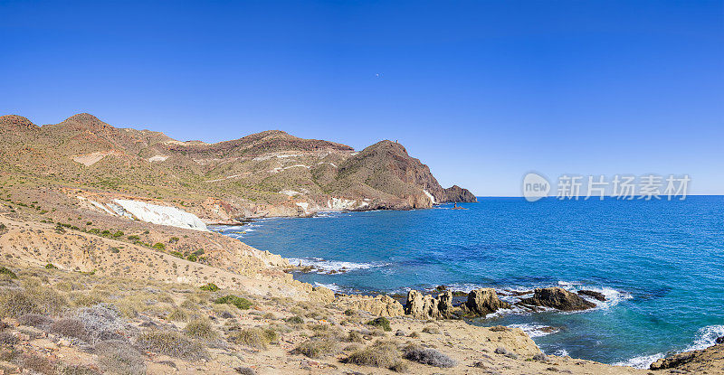 海岸风景在Cabo de Gata-Níjar自然保护区-西班牙